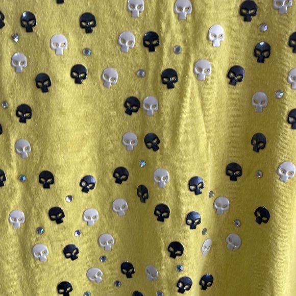 me. n. u junior’s tops - Picture 3 of 6